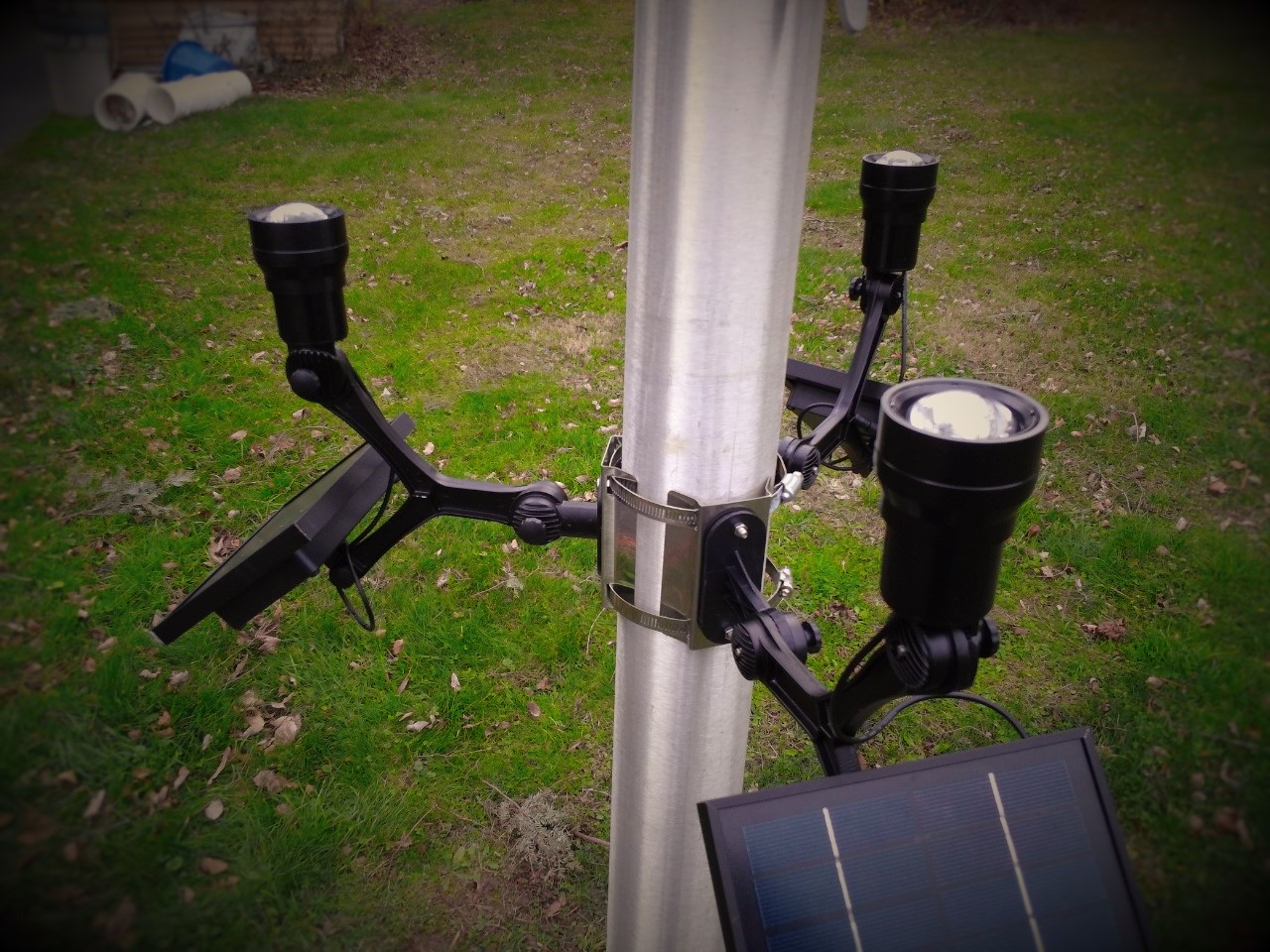 Extreme Commercial Solar Flagpole Light CREE Product Details